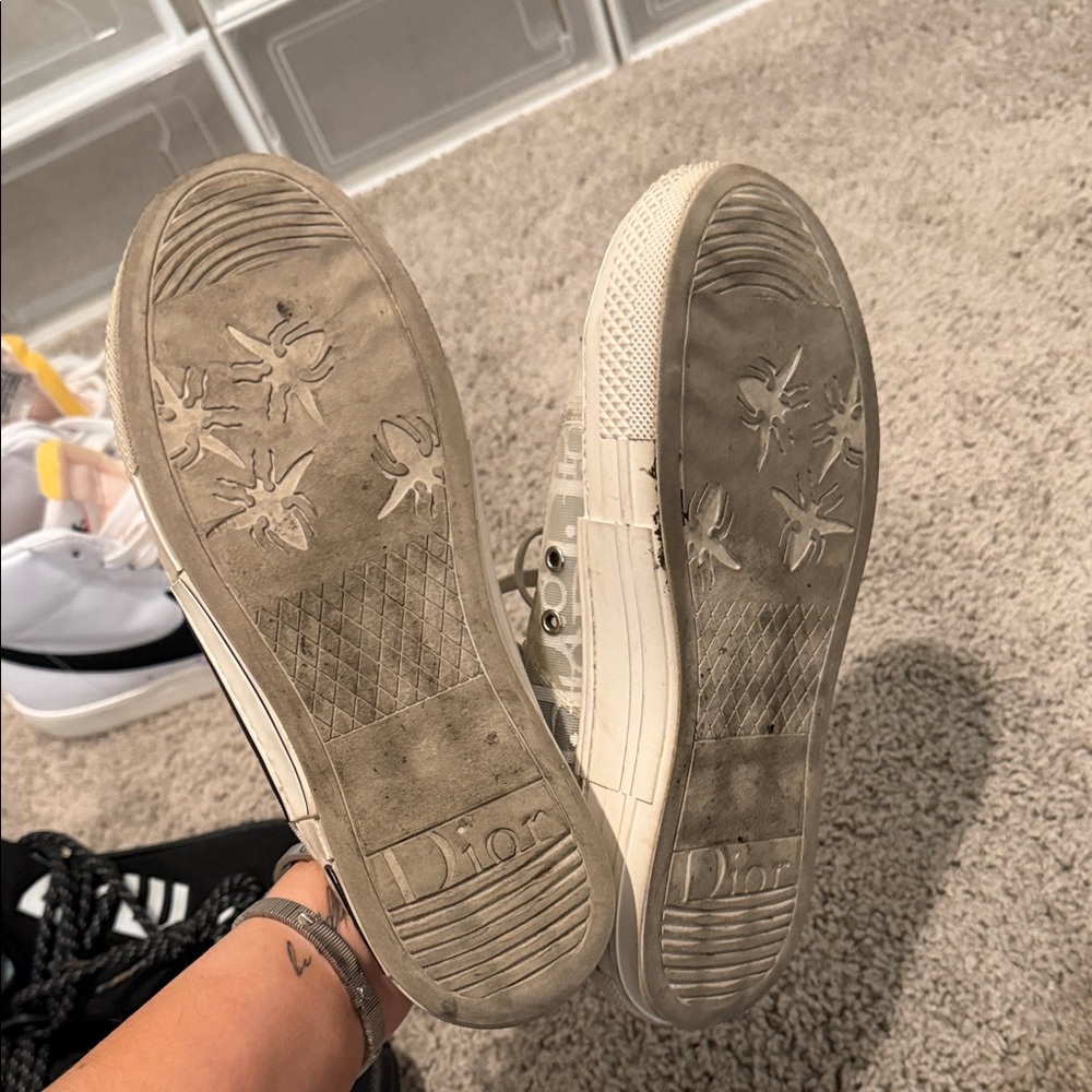 Sneakers bundle - image 4